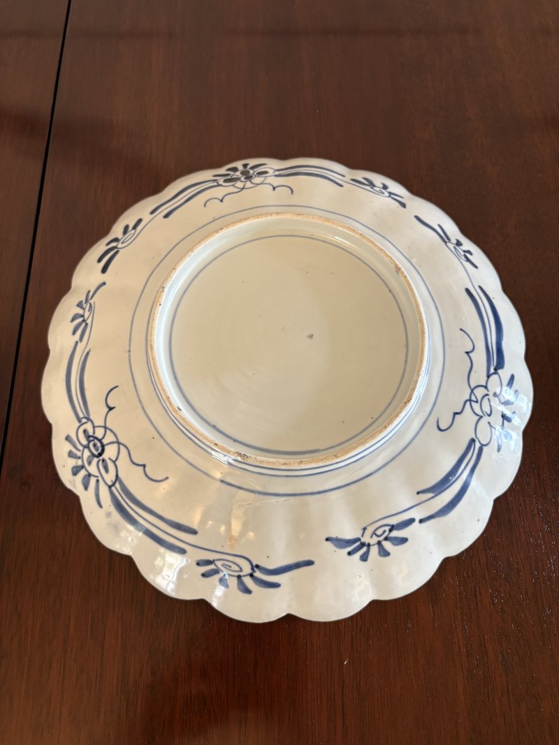 Quality Pair of Antique Japanese Hand Painted Imari Plates - Image 12